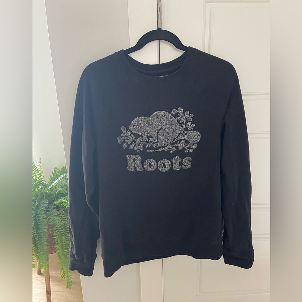 Roots Black Crewneck Sweater